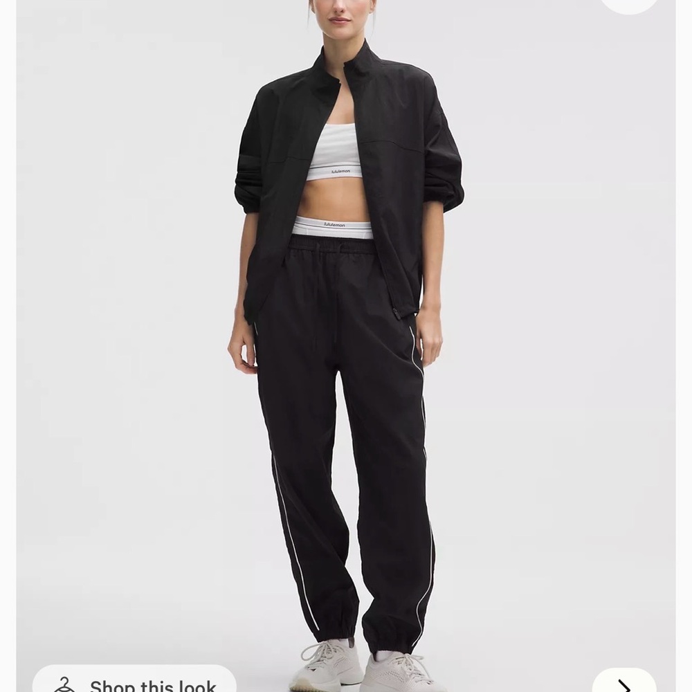 NWT Lululemon mid rise track pants : joggers with white side stripe